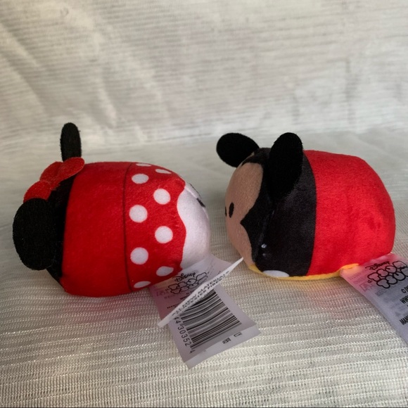 Disney’s Mickey and Minnie mini Tsumtsum plush toys set of 2 like new - Picture 4 of 7